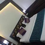Hotel Perfect Palace